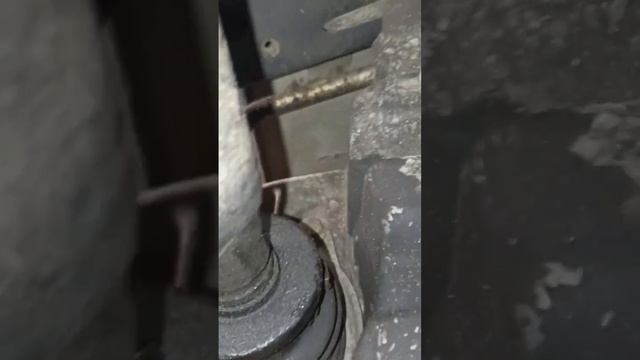 Течь сальника пыльника левого привода рено логан смотреть онлайн