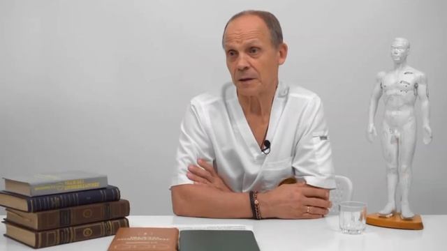 Польза пищевой соды. Как принимать соду? / Огулов Александр Тимофеевич смотреть онлайн