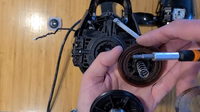 Nespresso VertutoPlus leaking, full disassembly and cleaning. смотреть онлайн
