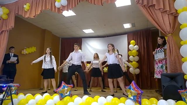 Выступление 10 класса на Последнем звонке. 25.05.2017г смотреть онлайн