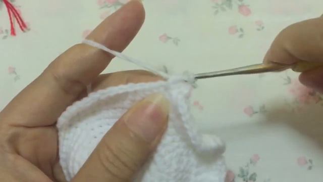 Crochet white rose petal D смотреть онлайн