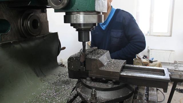 фрезерерный станок хеккерт 315 первая стружка смотреть онлайн