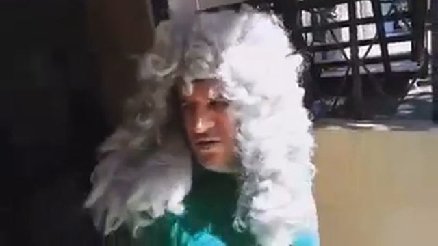 Что за люди?! смотреть онлайн