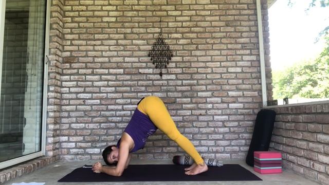 Best Poses To Prep For Headstand