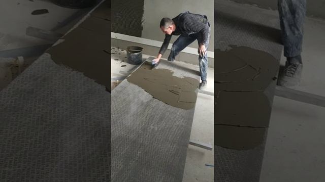 Укладка плитки больших форматов 1200 на 2800. часть 1 смотреть онлайн