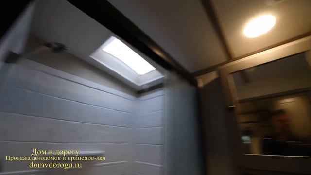 Дом на колесах - прицеп с большой кладовкой Keystone Outback 324CG. Показана работа всех механизмов смотреть онлайн