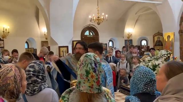 Праздник Успения Пресвятой Богородицы и молебен перед началом учебного года смотреть онлайн