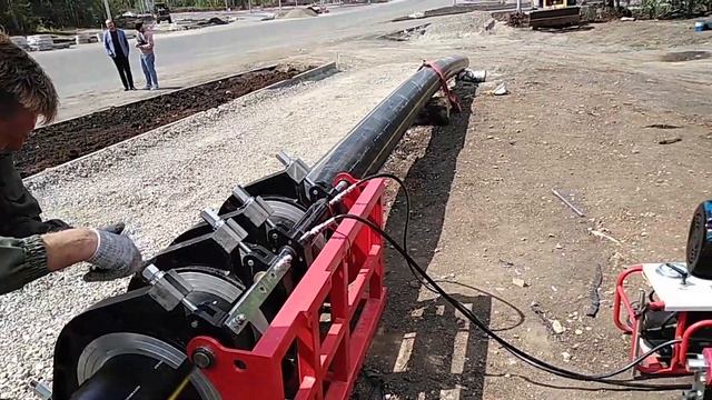 Сварка встык ПЭ труб диаметром 355 мм смотреть онлайн