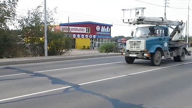 Асфальт залито краской серой смотреть онлайн