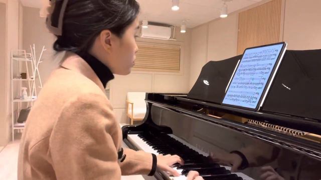 L.Ronald-“Down in the forest”(Spring) A Cycle of Life No.2 Piano Accompaniment смотреть онлайн