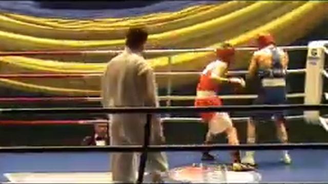 57 кг Черняк Дм Дон + Зубенко Олег Николаев, МТ по боксу В. Арсёнова 25.01.2009 г смотреть онлайн