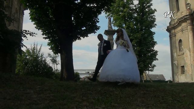 Прогулянка молодят (Собор в селі Гвіздець) - Walk the newlyweds ( in the village of Hvizdets') смотреть онлайн