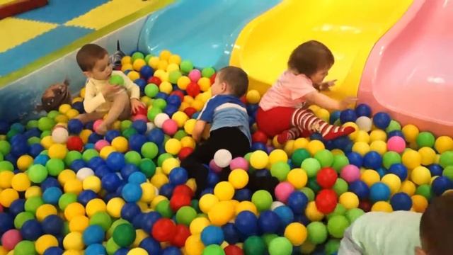 Мадагаскар Парк Тольятти смотреть онлайн