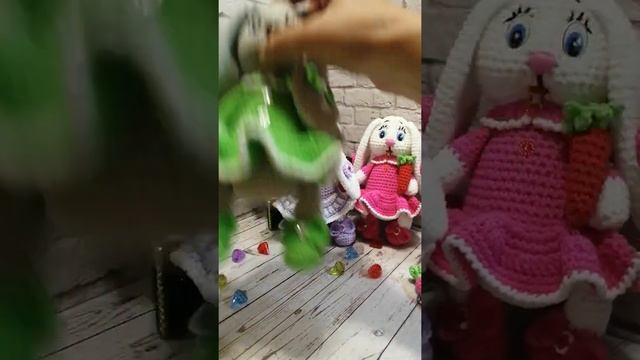 Обзор зайки амигуруми ручной работы 20 см.