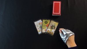 НУЖНА ЛИ Я ЕМУ? Онлайн гадание