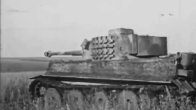 The Tanks of Girls Und Panzer: Tiger 1 - WW2 History Documentary смотреть онлайн