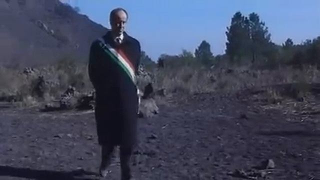 La Salita - Regia Mario Martone (con Toni Servillo, Anna Bonaiuto) (dal Film I Vesuviani, 1997)