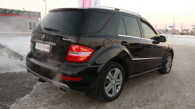 MERCEDES-BENZ Черный смотреть онлайн