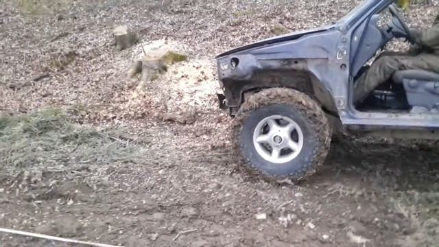 Nissan Terrano 2 Offroad 4x4 Первый выезд после ремонта 33x10.5r15 Silverstone Teil 4 Часть 4 смотреть онлайн