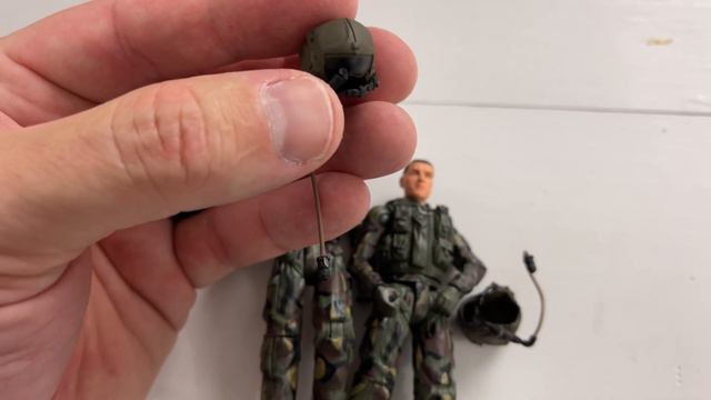 1:18 Scale Apache Helicopter (by Elite Force) UNBOXING!