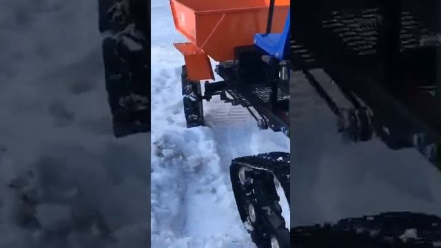 Мотоблок на гусеницах - почти мотособака смотреть онлайн