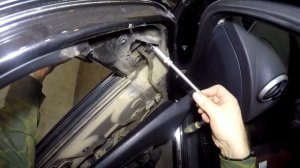 Как снять/заменить зеркало заднего вида Nissan Qashqai 2006-2010год