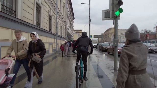 Moscow Walk. Great Bike Ride To The Sokol Area