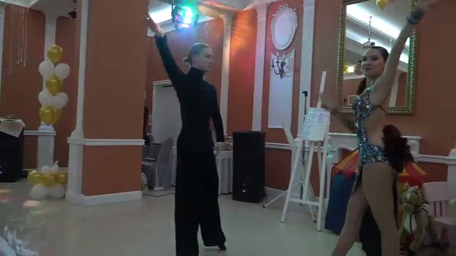 Танец на свадьбе Андрей и Талия румба смотреть онлайн