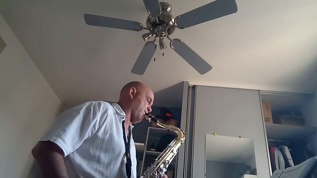 Just a des saxophone ténor Yamaha yts 23 смотреть онлайн