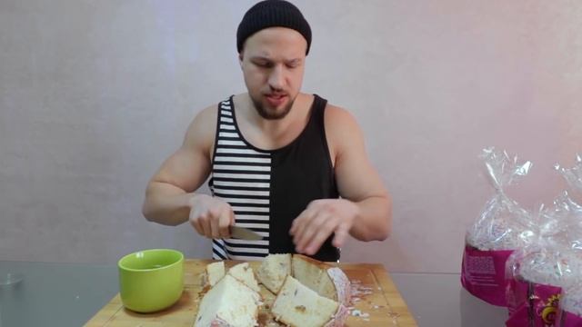 15 000 ТЫСЯЧ КАЛОРИЙ ЗА РАЗ ЭТО РЕАЛЬНО?! 10 КУЛИЧЕЙ ЗА РАЗ! НЕВЕРОЯТНЫЙ ЧИТМИЛ ЧЕЛЛЕНДЖ! смотреть онлайн