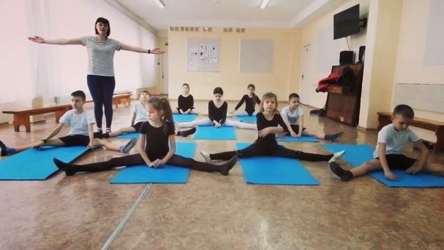 Мастер - класс "Готовим мышцы к шпагату" (педагог ДО Маркевич Я.А.) смотреть онлайн