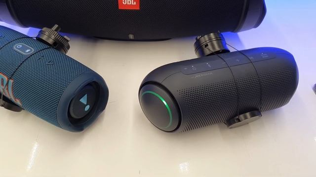 JBL Charge 5 vs. LG XBoom Go PL7 | Bass Test! смотреть онлайн