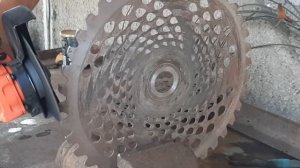 Как заточить победитовый диск на бензокосу/How to sharpen a victorious disc on a petrol cutter