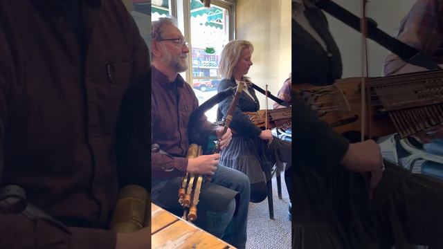 The Bugle Hornpipe/Griffenfeldt/La Sansonette смотреть онлайн