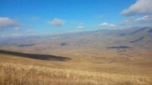 Гора Арагац...  Արագած լեռ։