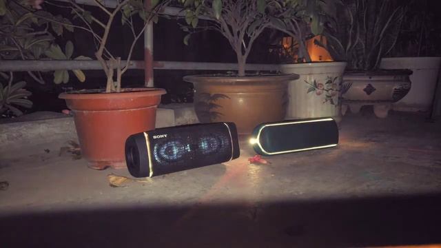 ellie goulding - holy night (Sony Extrabass Xb33 & Xb32) смотреть онлайн