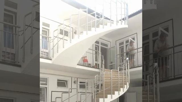 г. Геленджик с. Кабардинка винтовые лестницы смотреть онлайн