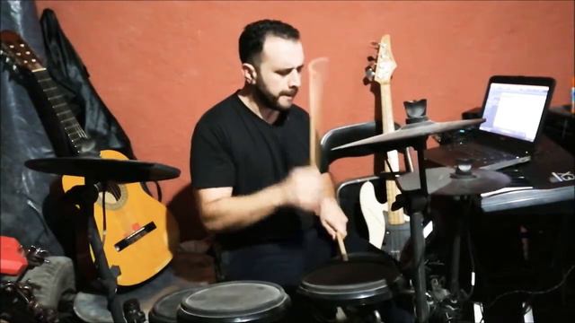 BRUNO MARS - Locked out of Heaven - drumless. смотреть онлайн