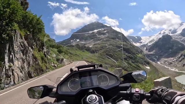 Susten Pass on Honda Goldwing DCT 2023 смотреть онлайн