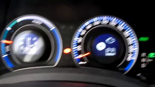 Video review Toyota Auris 1.8 Full Hybrid Executive, 2010, 38-RXN-5 смотреть онлайн