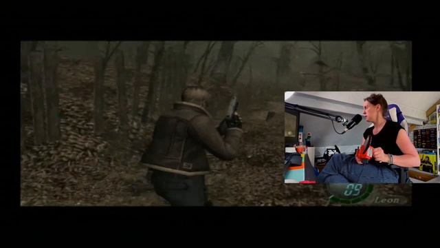 Resident Evil 4 PS2 Chainsaw is WAY better than the Game Cube version смотреть онлайн