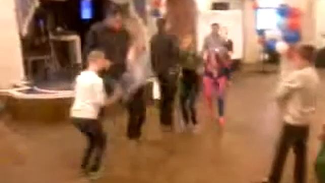 День знаний для детей сирот в ДК МИИТ смотреть онлайн