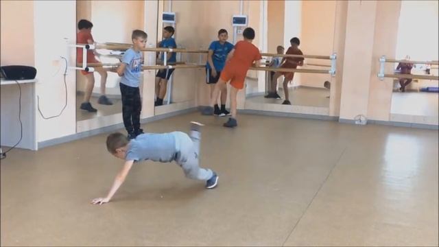 Любимому внуку Серёже в день рождения 7 лет смотреть онлайн