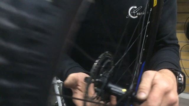 Установка конусной пружины на эксцентрик колеса велосипеда смотреть онлайн