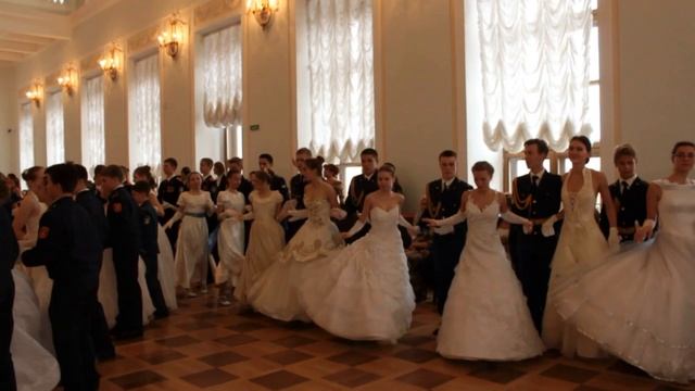 Областной кадетский бал. "Кадетская юность" Испанский вальс смотреть онлайн