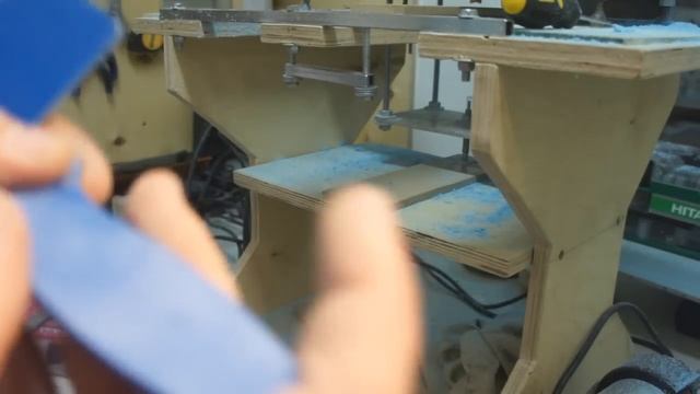 Самодельный пантограф в работе. Homemade pantograph in operation. смотреть онлайн