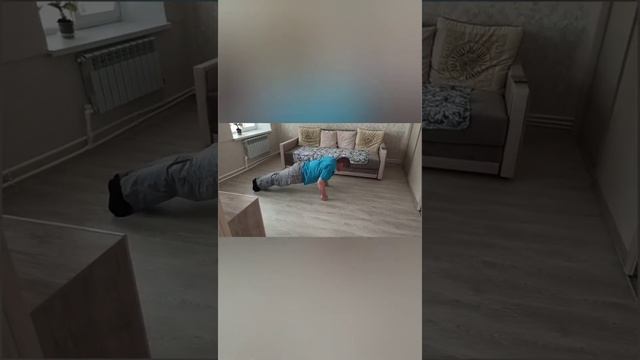 Три упражнения для поддержания физической формы смотреть онлайн