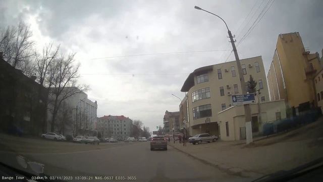 Луганск, ул. 50 лет Образования СССР, Херсонская. Оборонная. 2023 03.11 13:07 смотреть онлайн