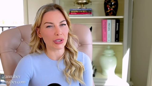 Hailey Bieber Crossed Her OWN Line... AWKWARD! смотреть онлайн