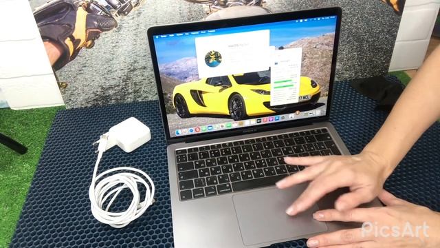 Apple MacBook Air 13 2020 Retina 8Gb 256Gb/Space Grey смотреть онлайн